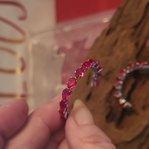 Silver and red earrings - Picture 2 of 3